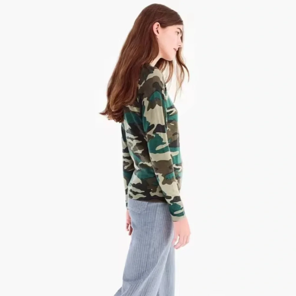 J. Crew Merino Wool Crew Neck Light Sweater in Green Brown Camo Sz. Medium